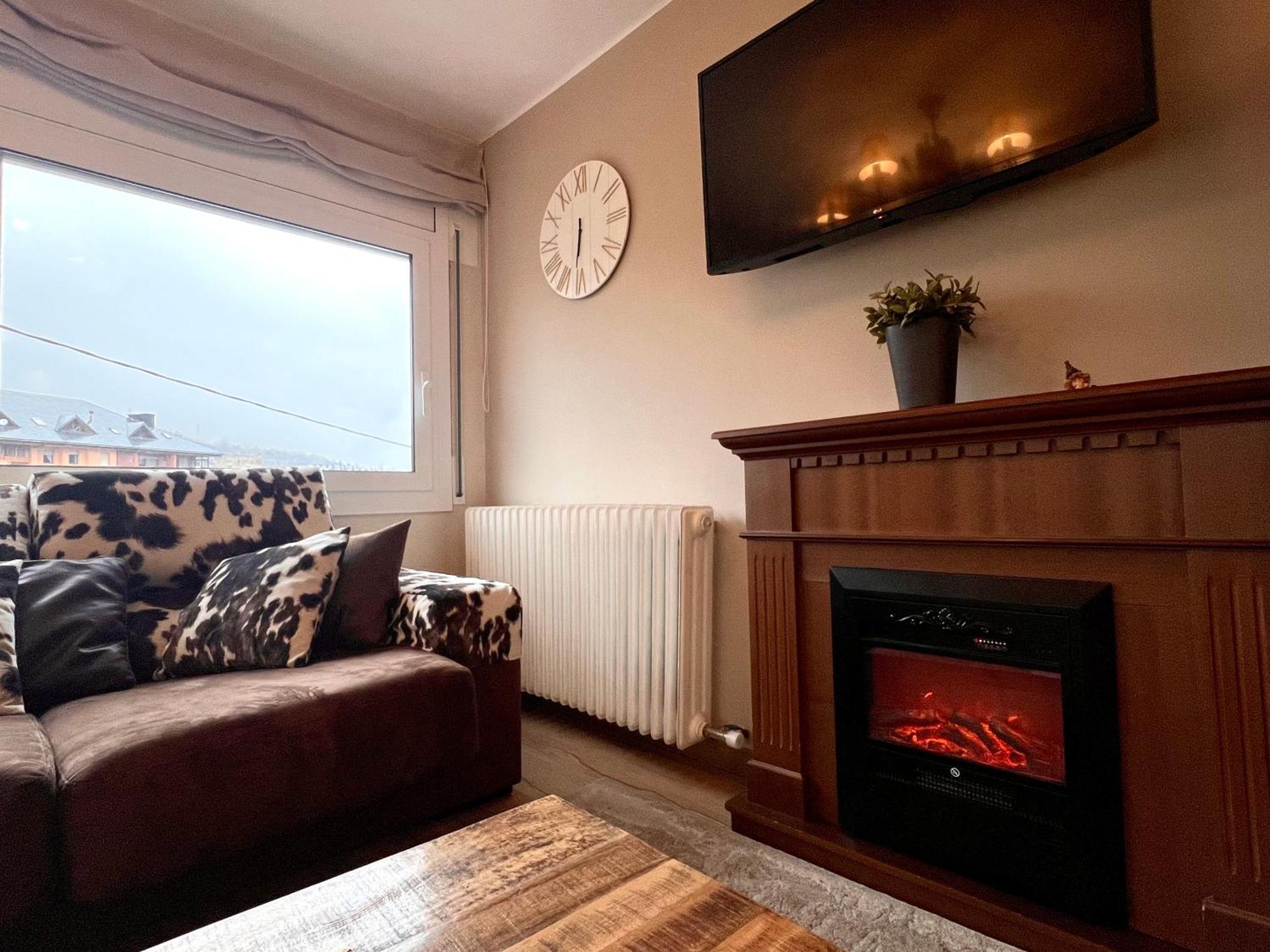 Apartament Les Vernedes - L'Amfitriona Sort Kültér fotó